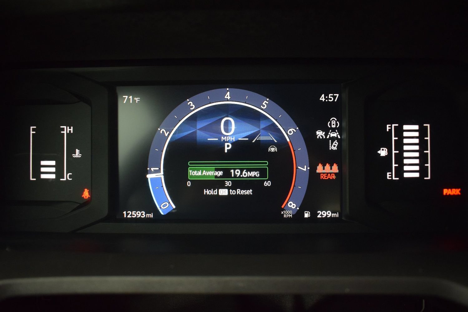 Used 2025 Toyota Tacoma SR5 AWD/4WD image 19