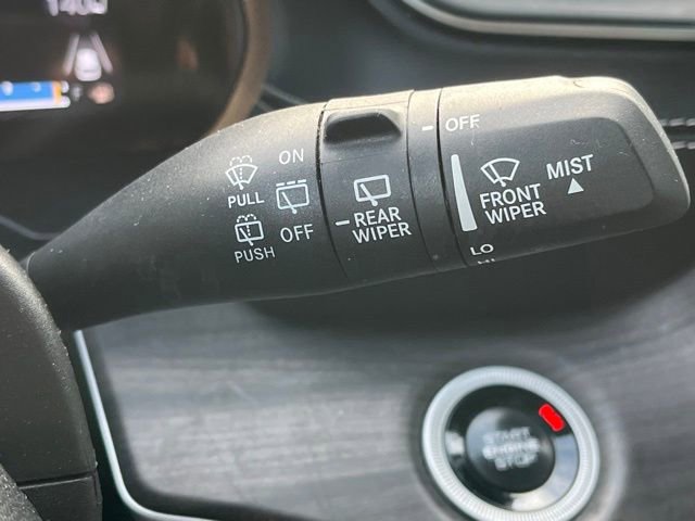 Used 2024 Jeep Grand Cherokee Limited image 39