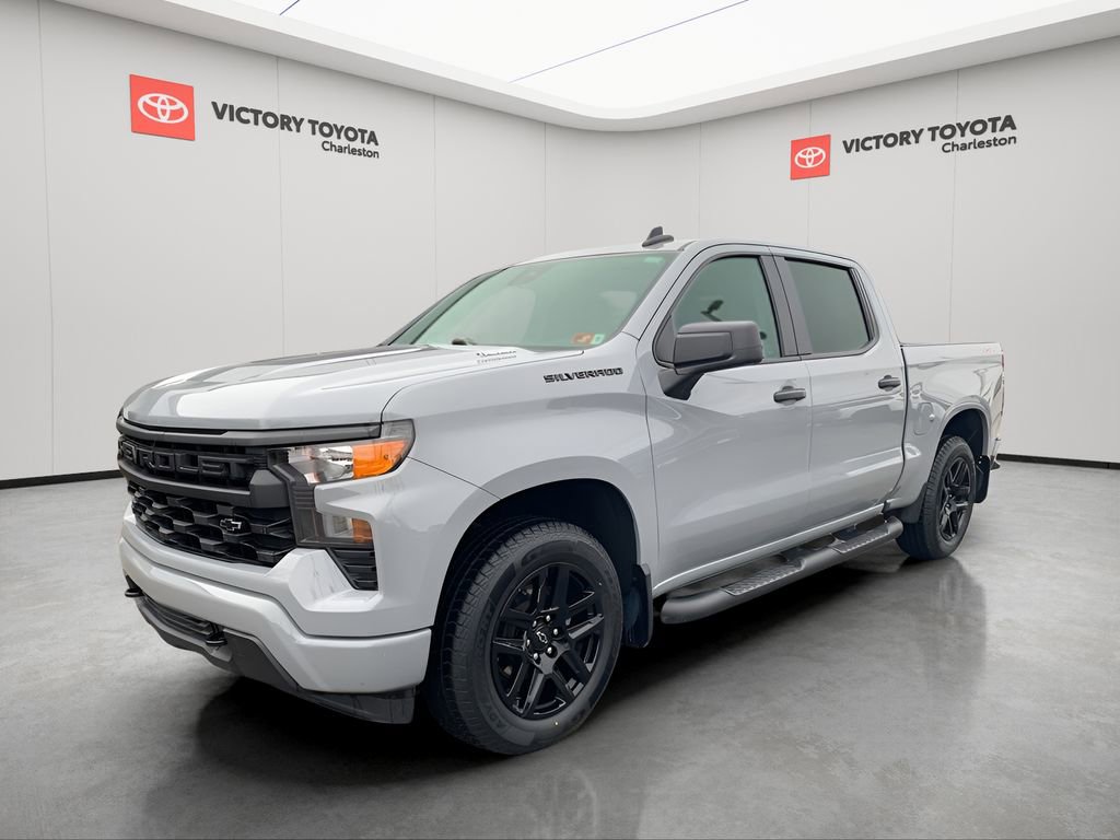 Used 2024 Chevrolet Silverado 1500 Custom w/ Turbomax Blackout Package image 1