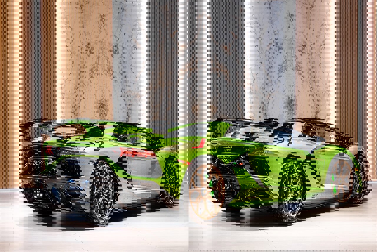 Used 2021 Lamborghini Aventador SVJ image 3