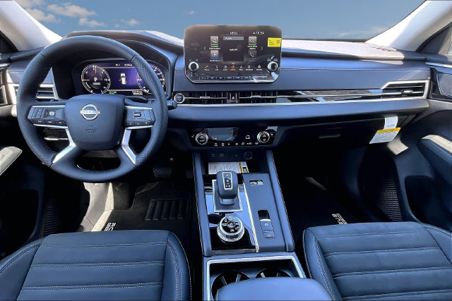 New 2026 Nissan Rogue SL AWD/4WD image 5