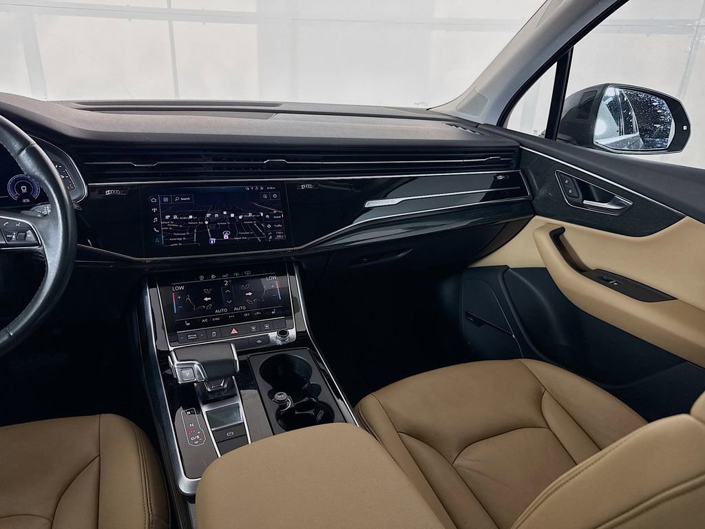 Used 2020 Audi Q7 2.0T Premium Plus w/ Premium Plus Package image 28