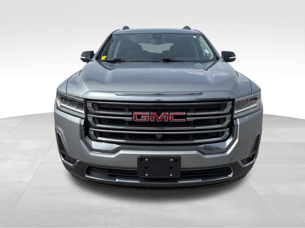 Used 2023 GMC Acadia AT4 w/ Technology Package image 2