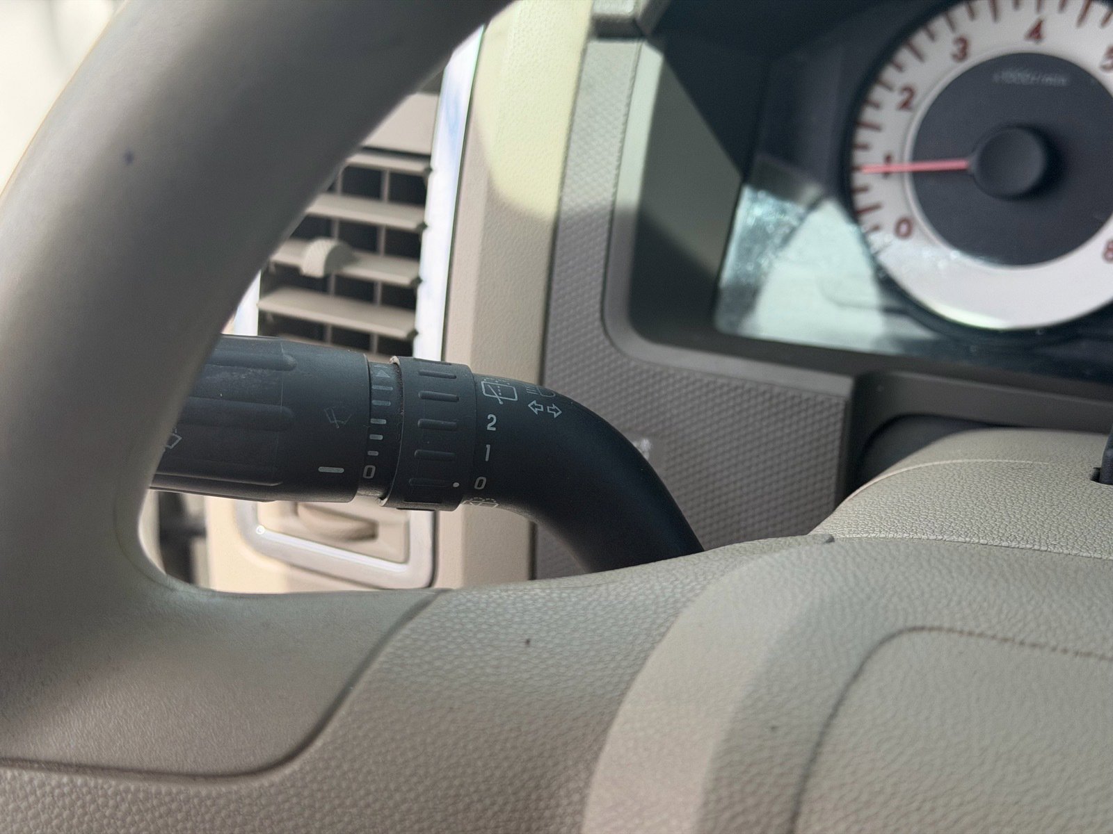 Used 2011 MAZDA Tribute i Sport AWD/4WD image 19