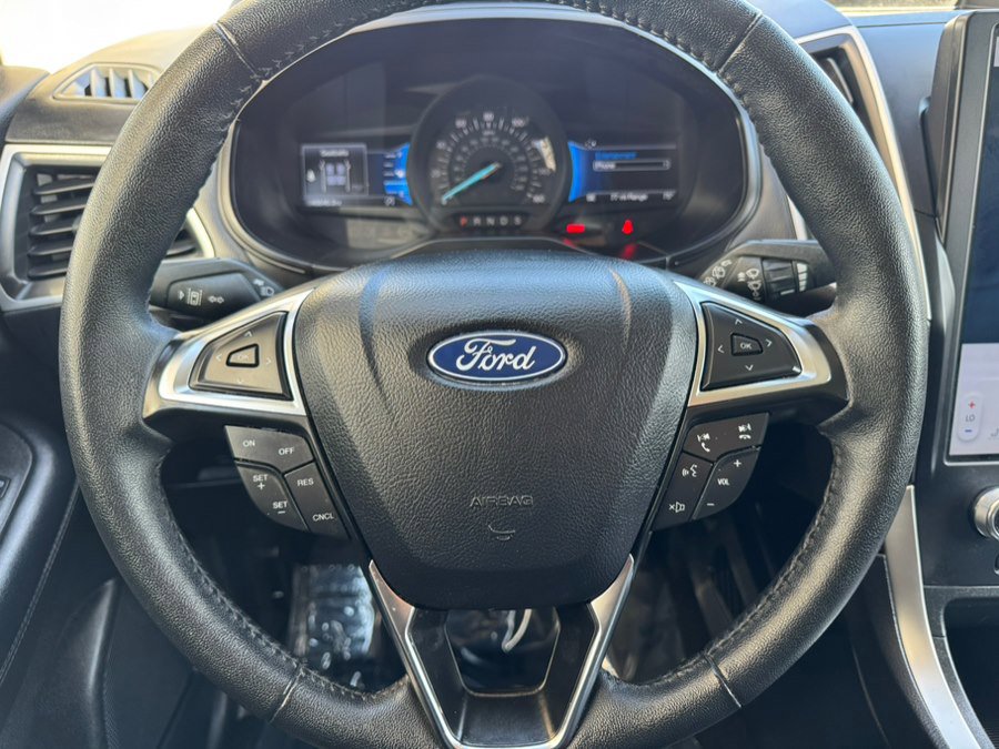 Used 2024 Ford Edge SEL AWD/4WD image 14