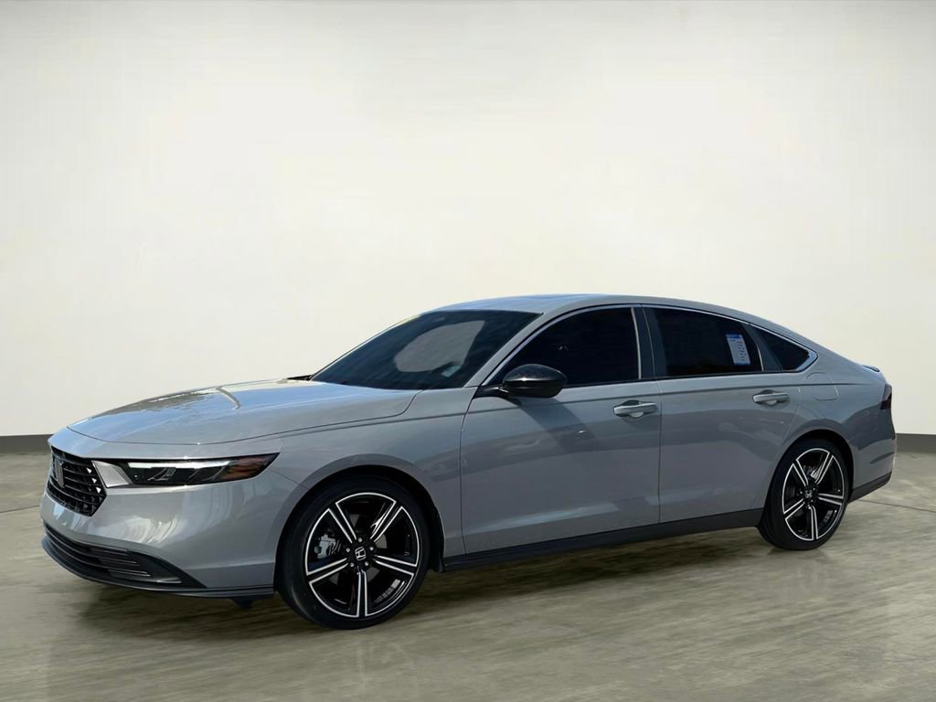 Certified 2025 Honda Accord Sport image 2