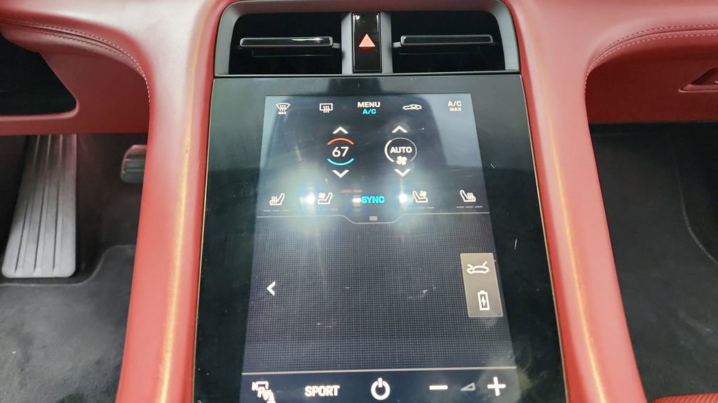 Used 2020 Porsche Taycan 4S w/ Premium Package image 26