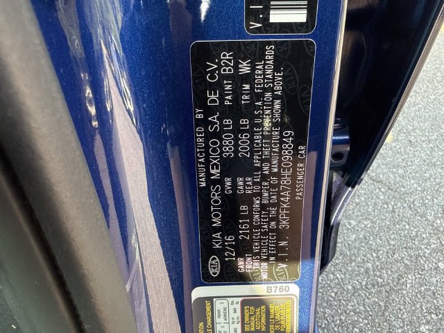 Used 2017 Kia Forte LX FWD image 28