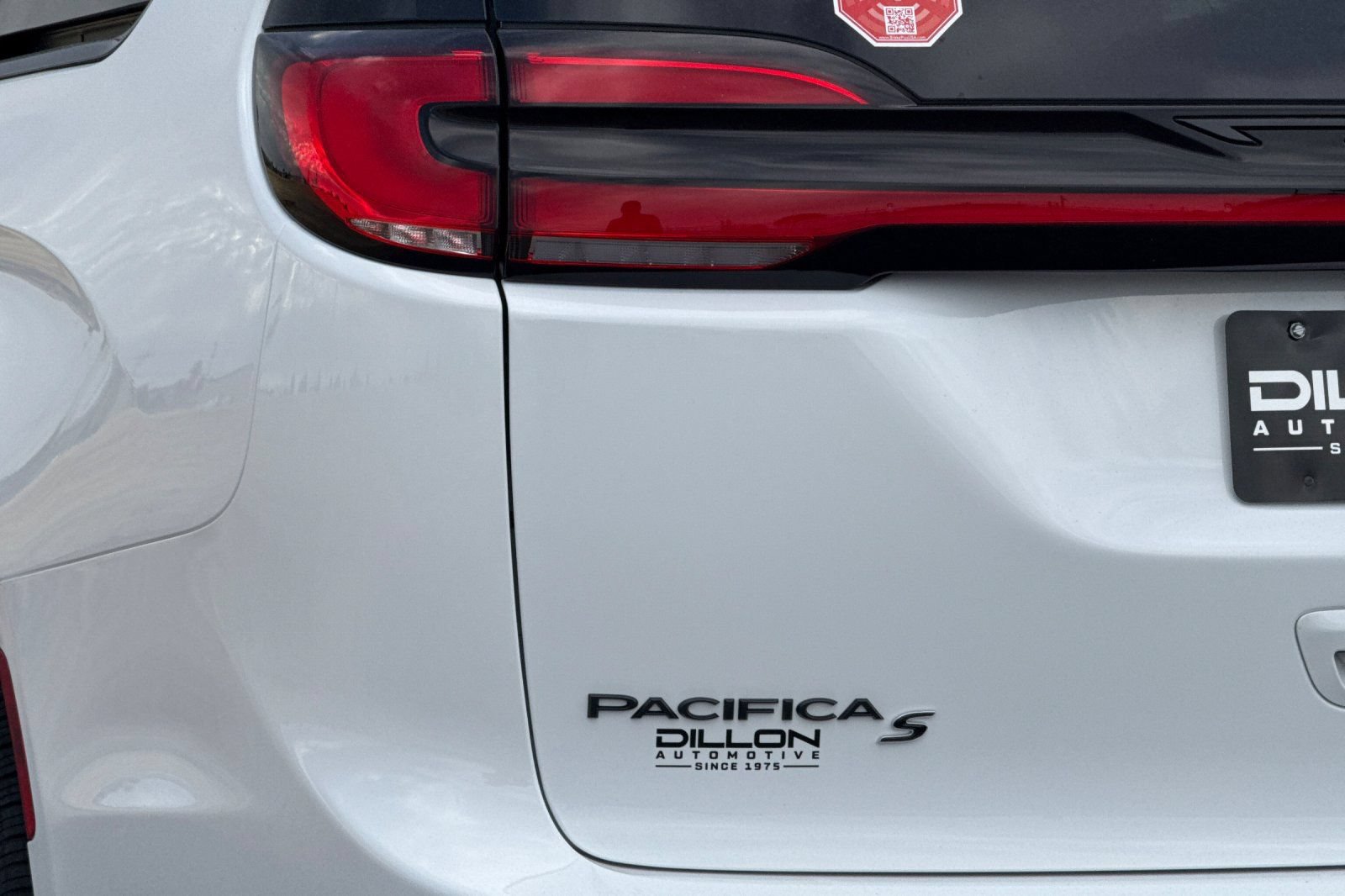 New 2027 Chrysler Pacifica Limited AWD/4WD image 26