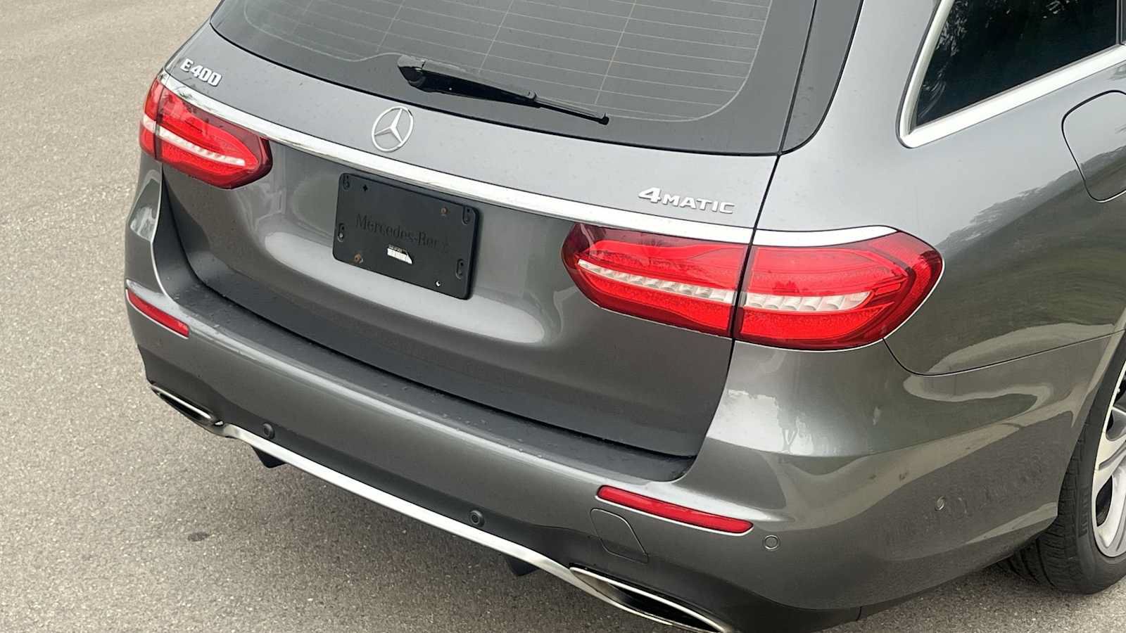 Certified 2017 Mercedes-Benz E 400 4MATIC Wagon image 20