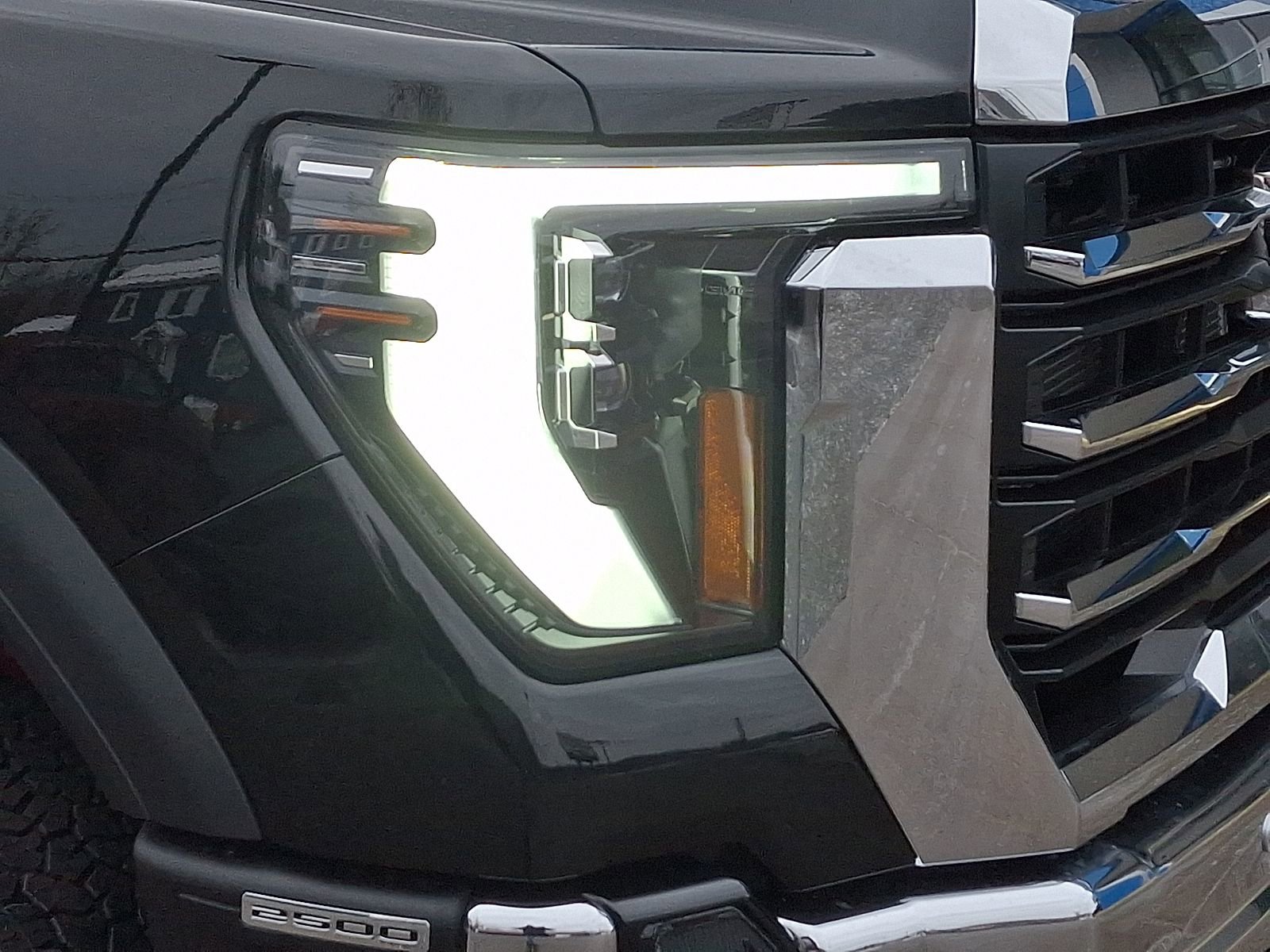 New 2026 GMC Sierra 2500 SLT w/ SLT Premium Package image 9