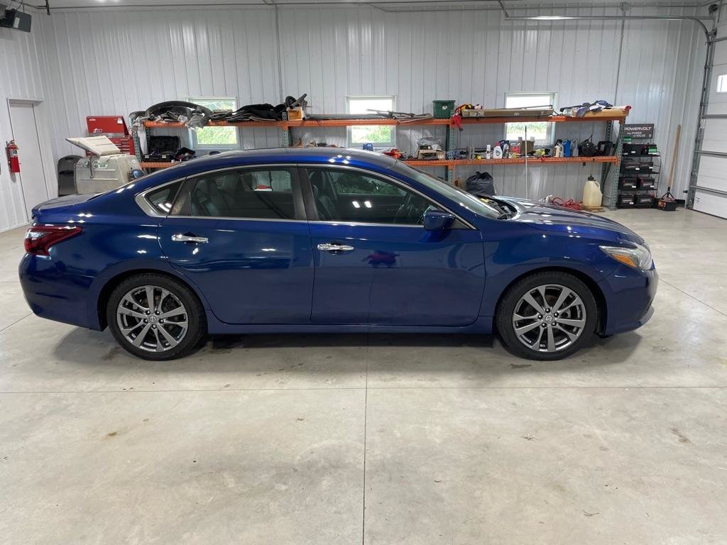 Used 2018 Nissan Altima 2.5 SR w/ SR Special Edition FWD image 8