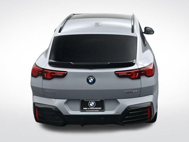 New 2026 BMW X2 xDrive28i w/ Technology Package AWD/4WD image 32