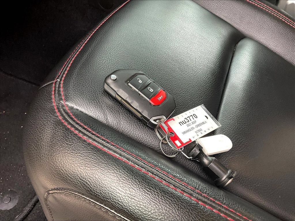 Used 2021 Jeep Wrangler Rubicon w/ Uconnect 4C Nav & Sound Group AWD/4WD image 34