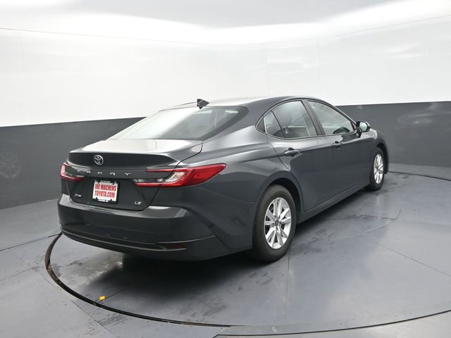 Used 2025 Toyota Camry LE image 24