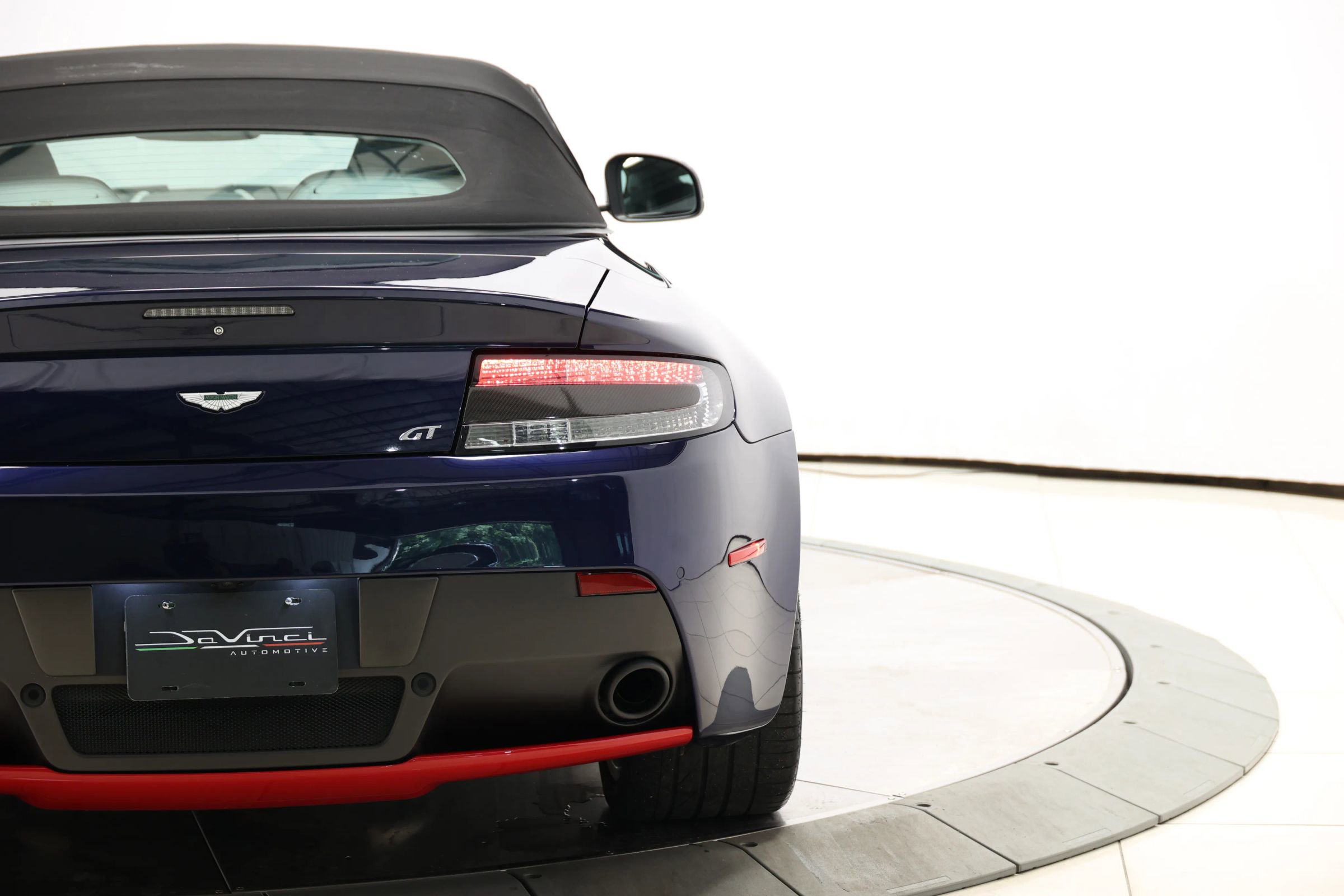 Used 2016 Aston Martin V8 Vantage GT RWD image 87