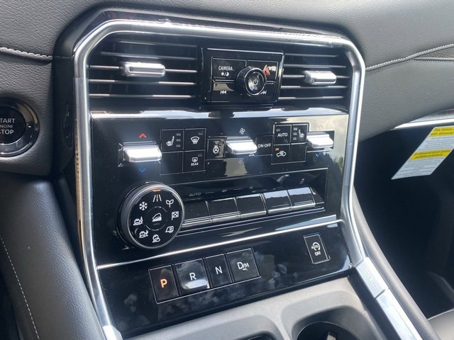 New 2025 Nissan Armada SL image 22