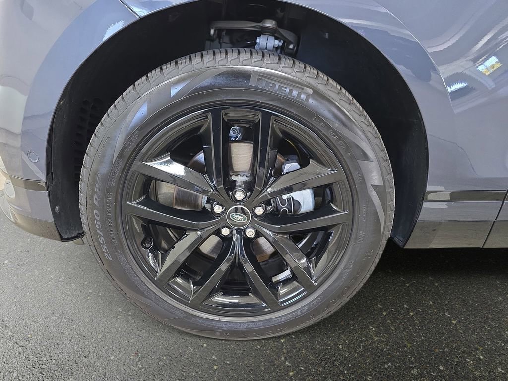 Used 2025 Land Rover Range Rover Velar Dynamic SE image 32