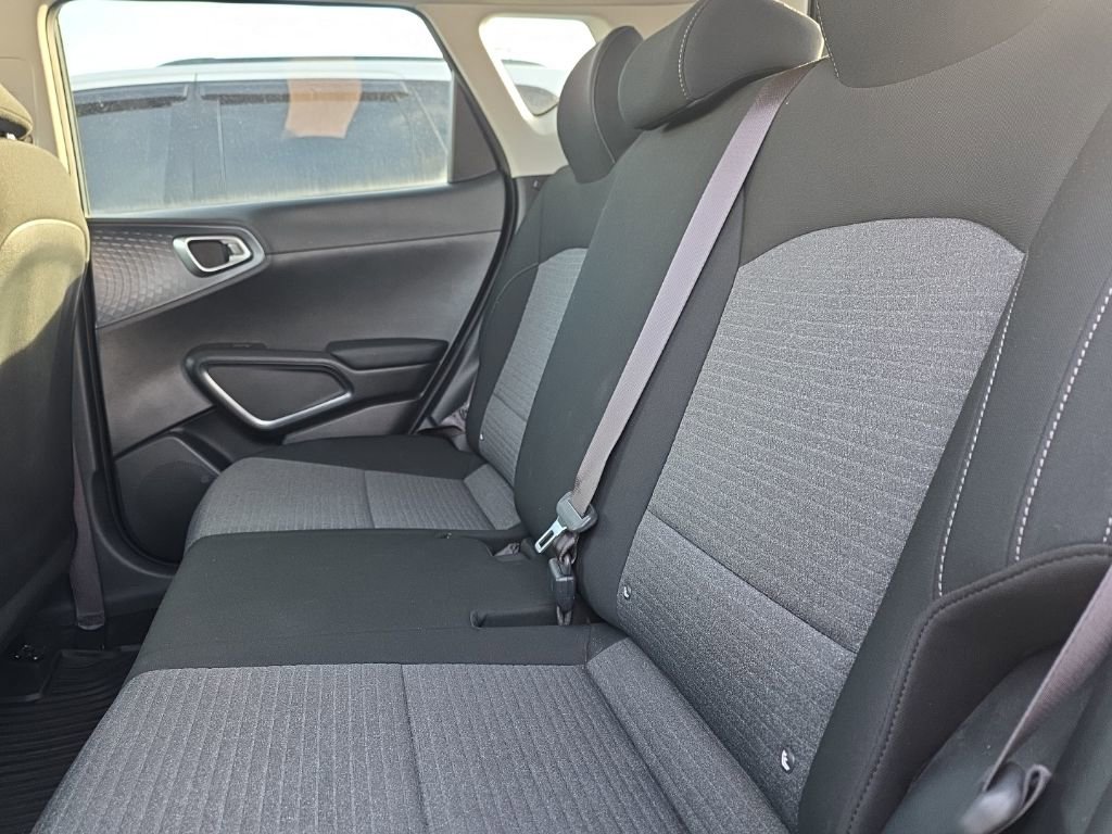Used 2021 Kia Soul S image 10