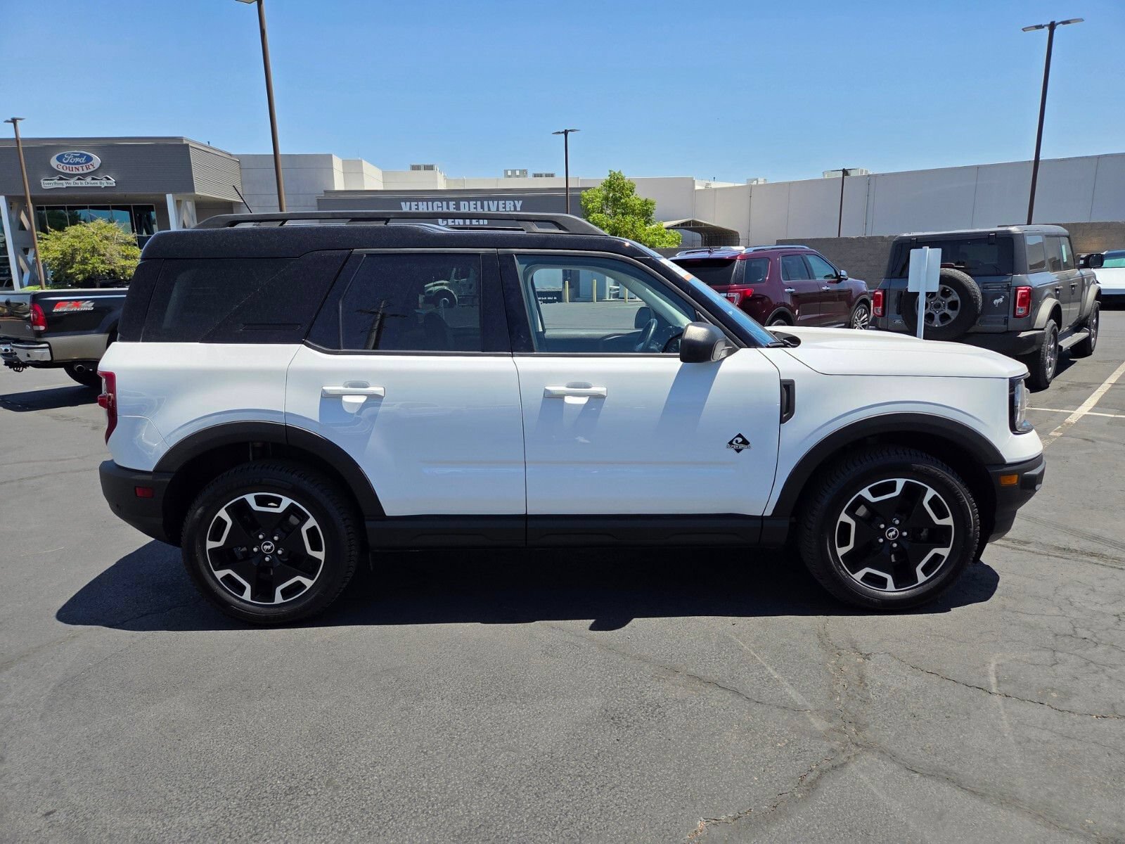 Certified 2022 Ford Bronco Sport Outer Banks AWD/4WD image 7