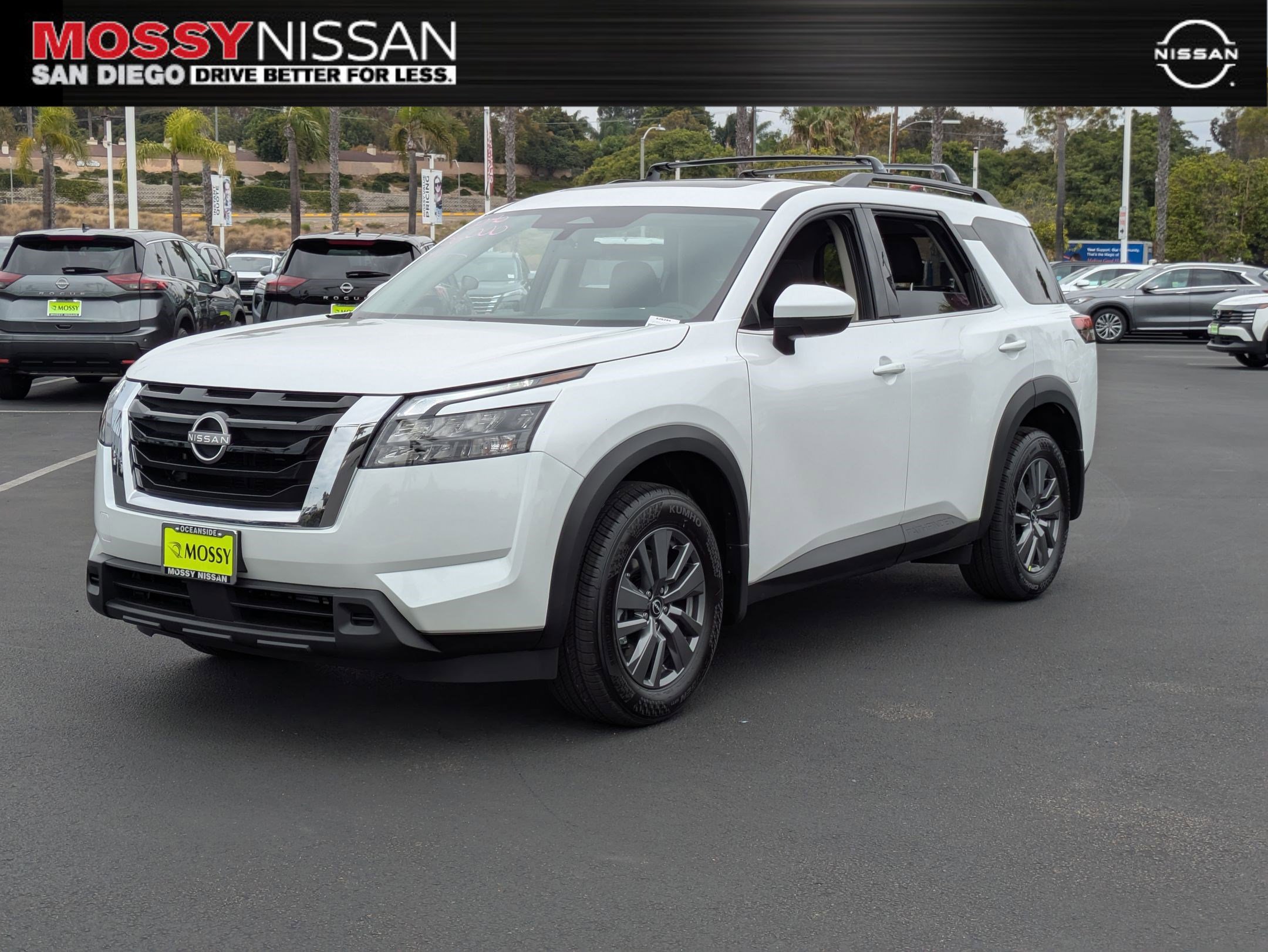 New 2025 Nissan Pathfinder SV w/ SV Premium Package