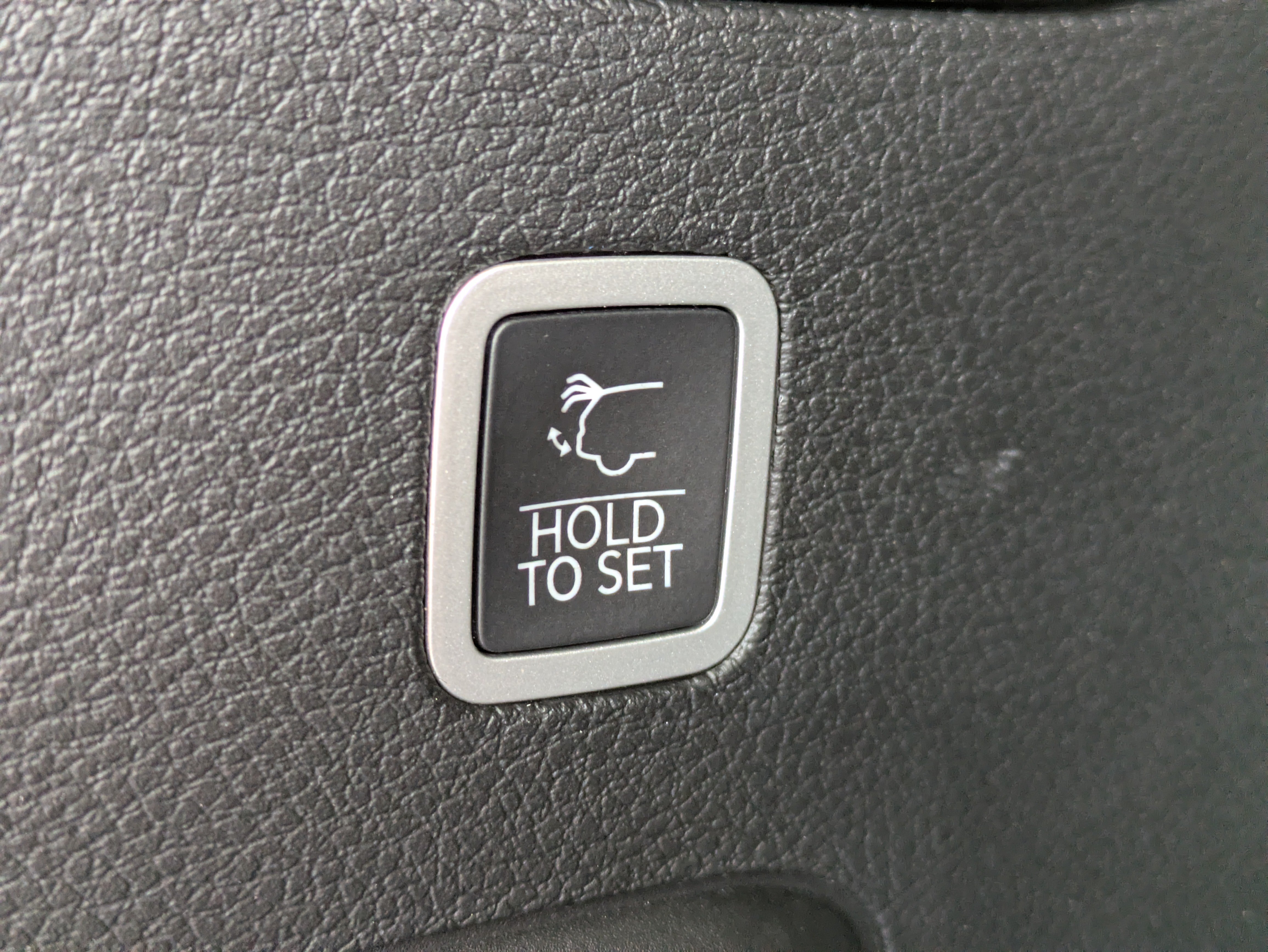 Used 2022 Jeep Grand Wagoneer Series III AWD/4WD image 11