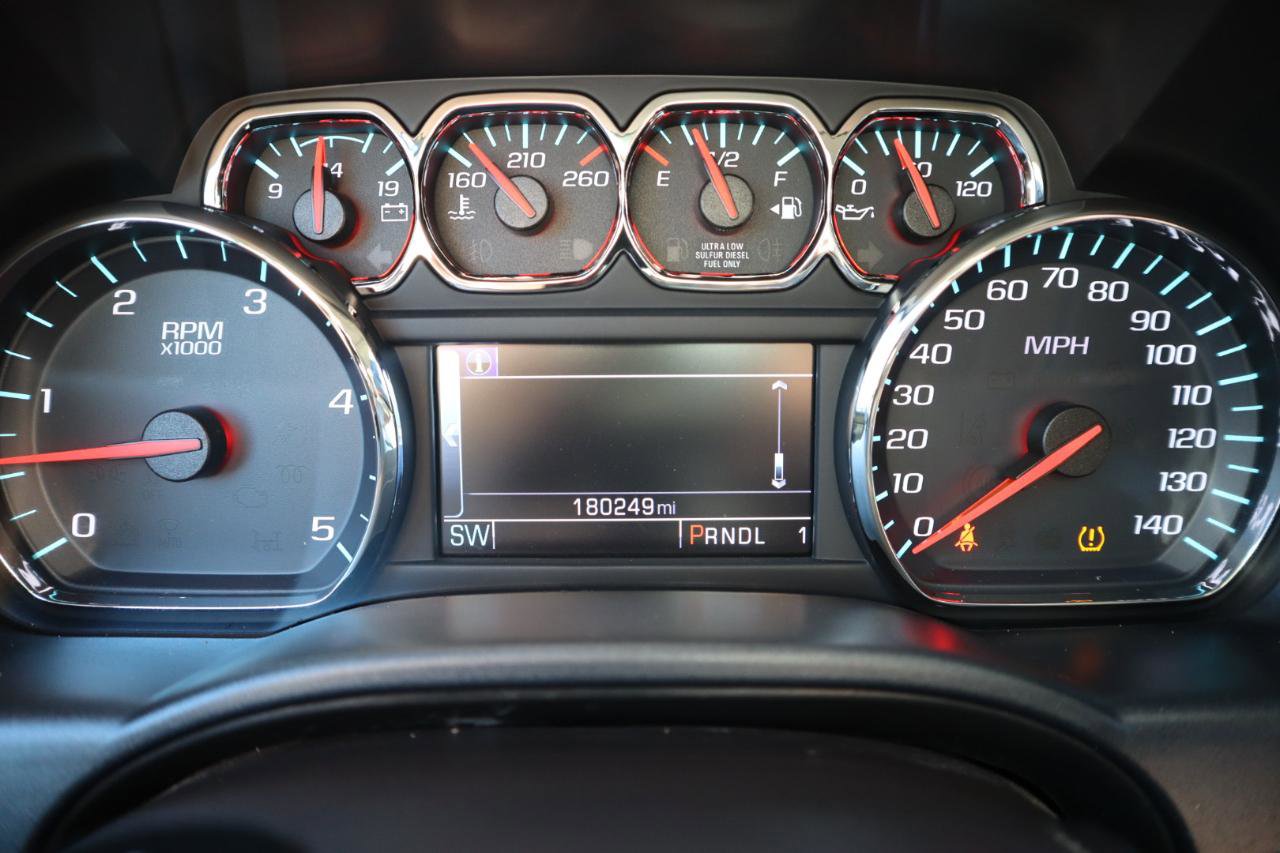 Used 2019 Chevrolet Silverado 2500 High Country w/ Duramax Plus Package image 10