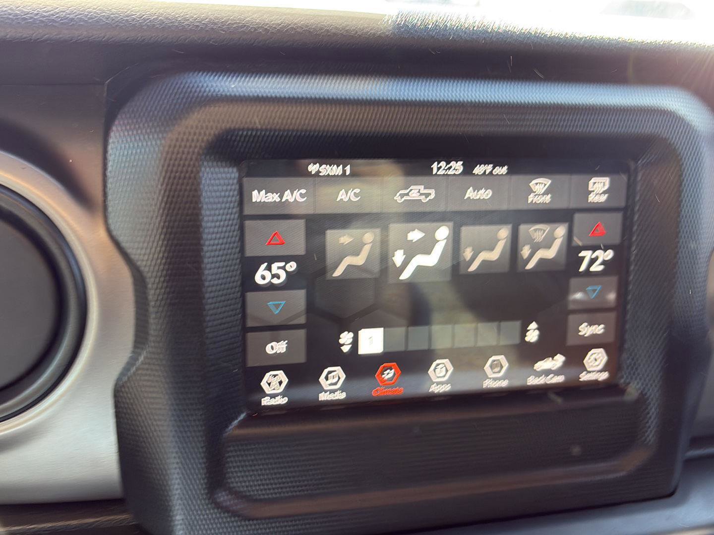 Used 2020 Jeep Gladiator Sport w/ Quick Order Package 24S image 22