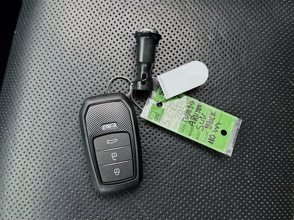 Used 2019 Toyota 4Runner Limited image 30