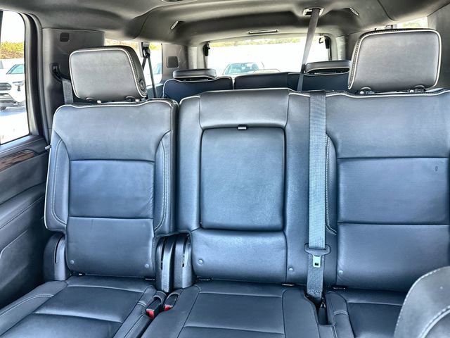 Used 2024 Chevrolet Suburban Premier image 26