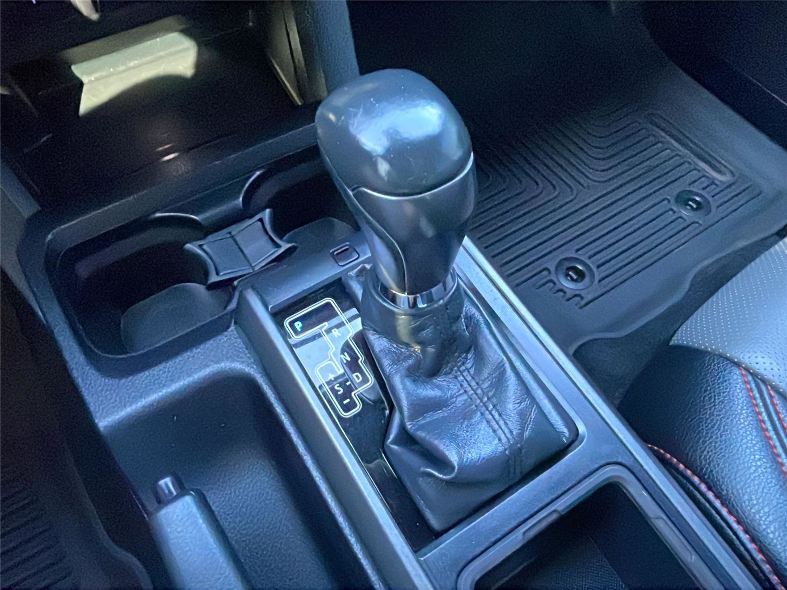 Used 2018 Toyota Tacoma TRD Off-Road image 26