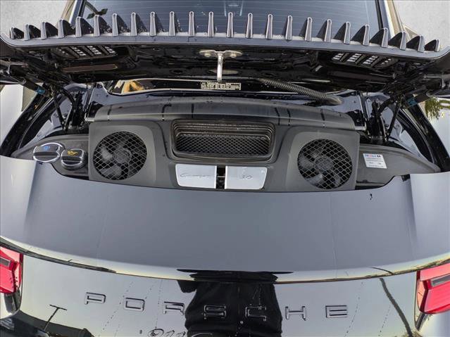 Used 2017 Porsche 911 Carrera image 6