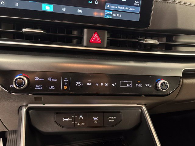 Used 2026 Kia Carnival FWD image 20