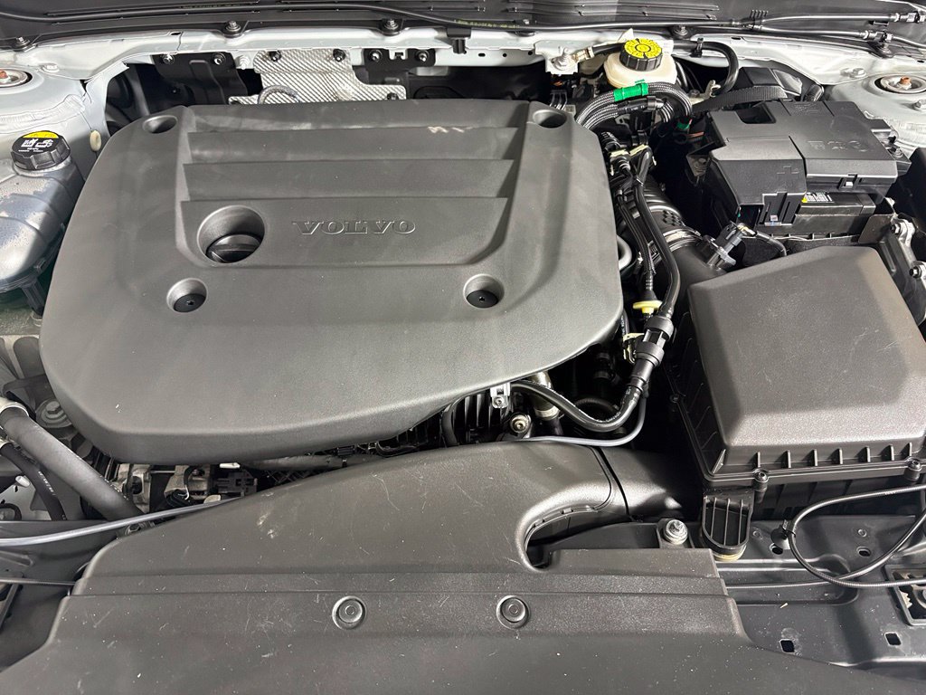 Used 2024 Volvo XC40 B5 Core AWD/4WD image 42