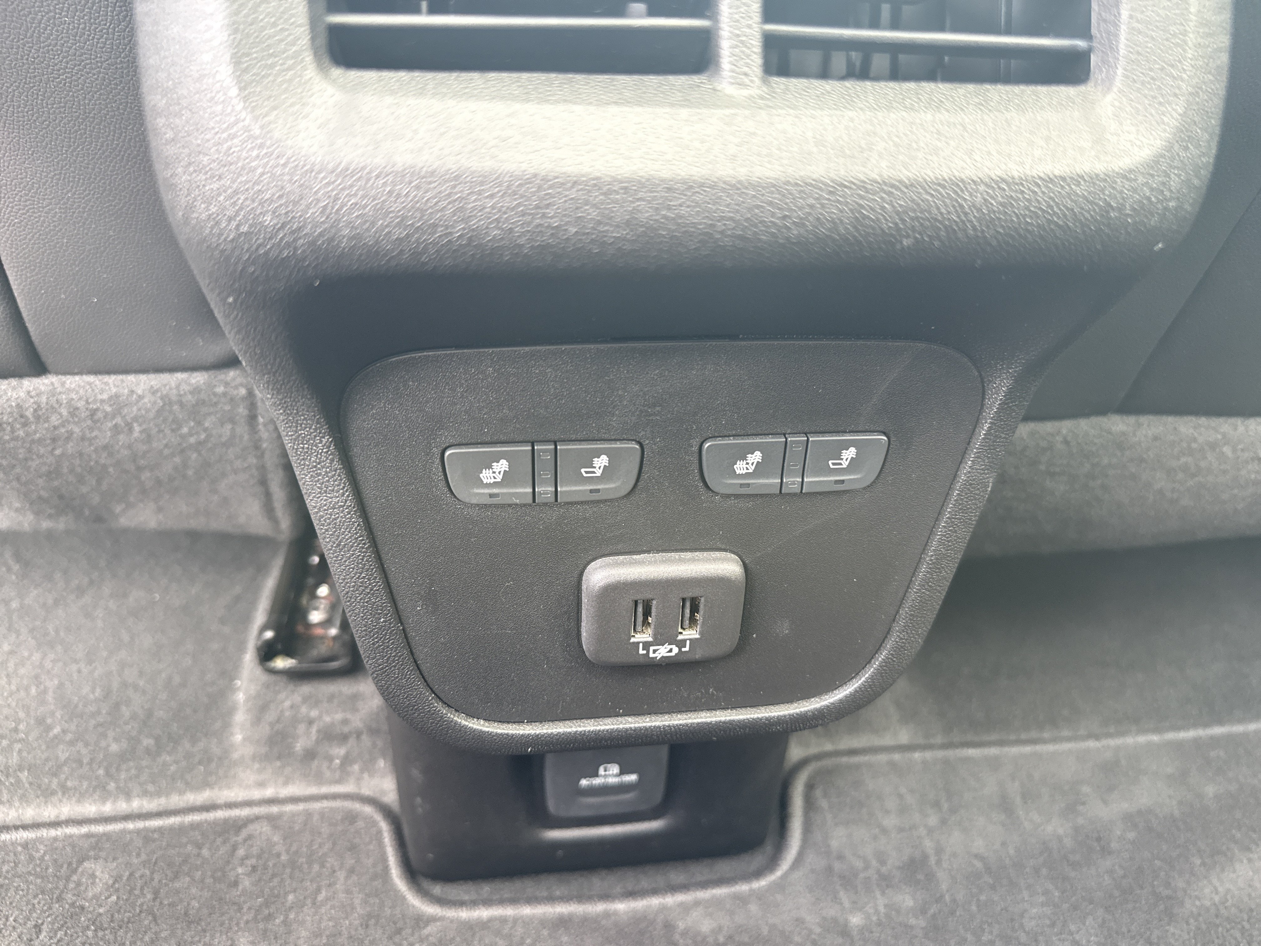 Used 2021 Chevrolet Equinox Premier AWD/4WD image 33