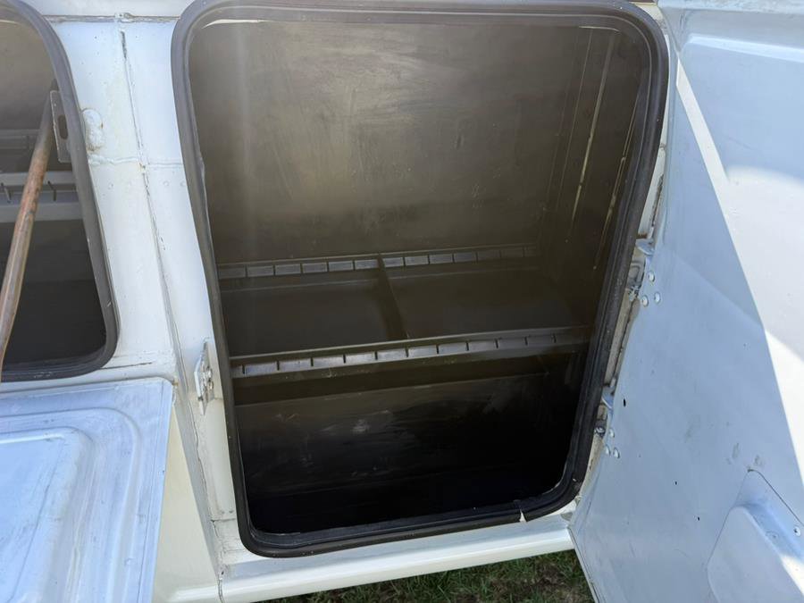 Used 2000 Chevrolet Silverado 2500 2WD Regular Cab image 15