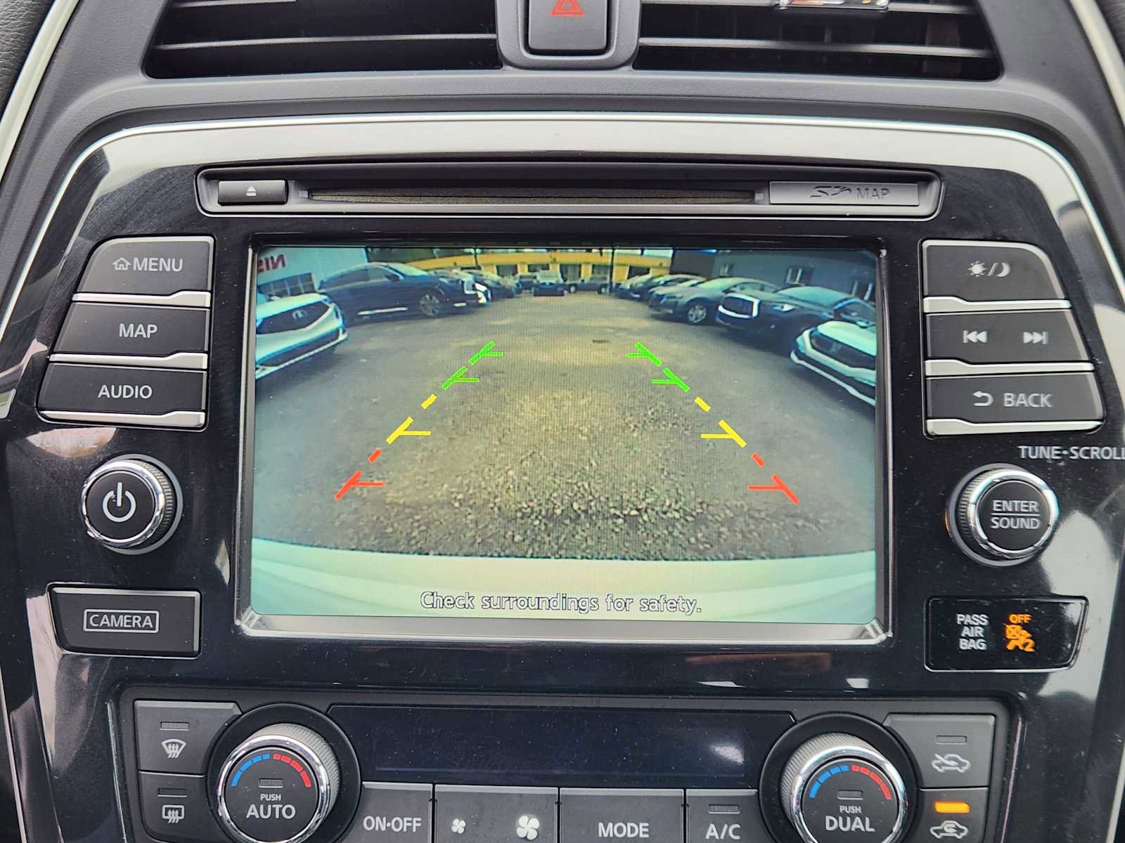 Used 2017 Nissan Maxima 3.5 SL FWD image 14