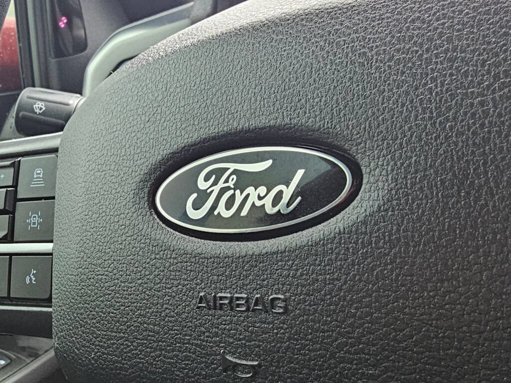 Used 2024 Ford F150 Lariat w/ Bed Utility Package AWD/4WD image 22
