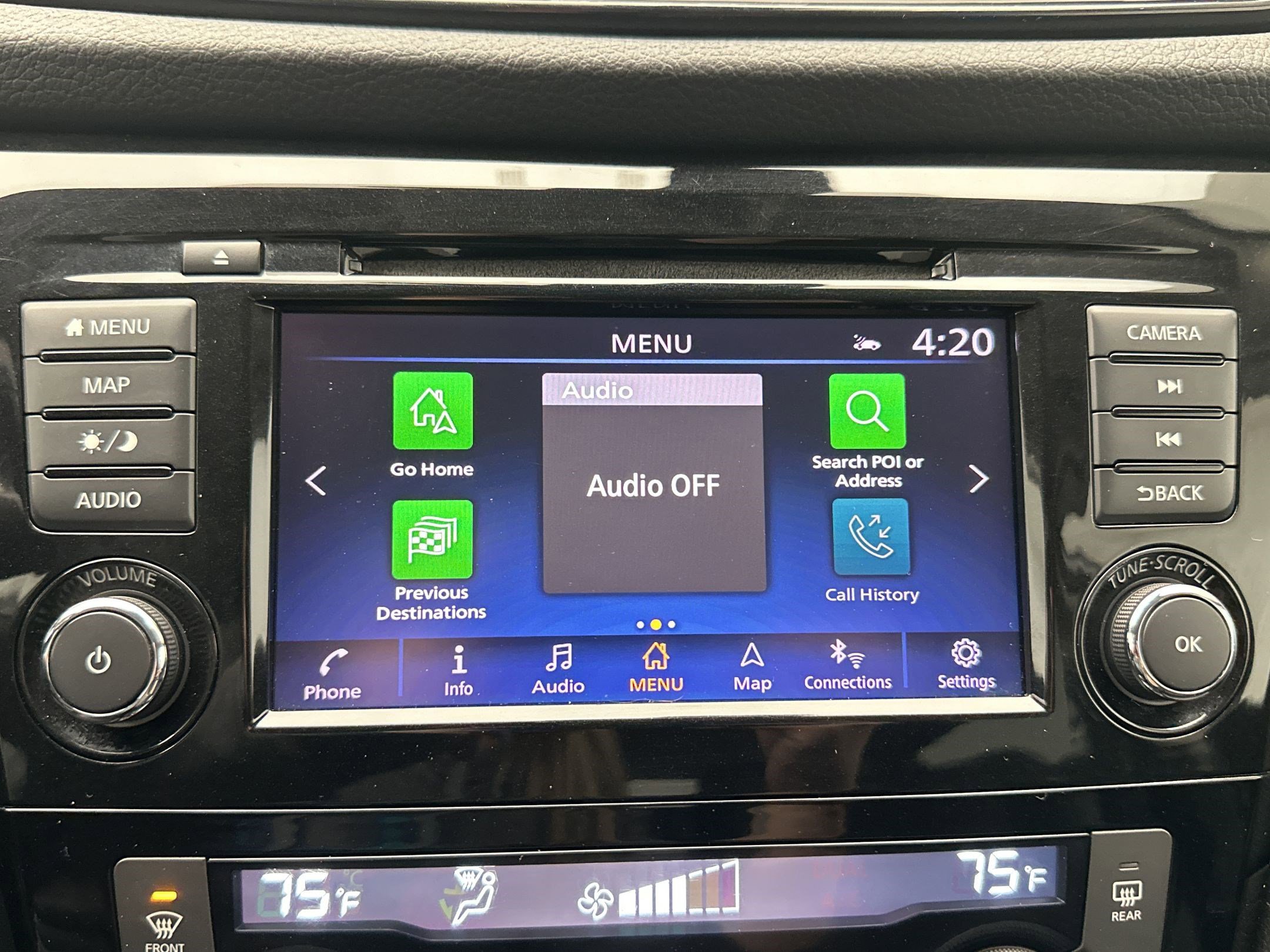 Used 2018 Nissan Rogue SL w/ Premium Package image 23