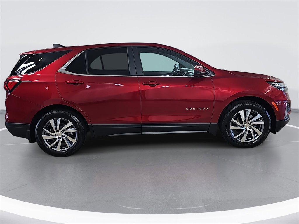 Certified 2023 Chevrolet Equinox LT image 2