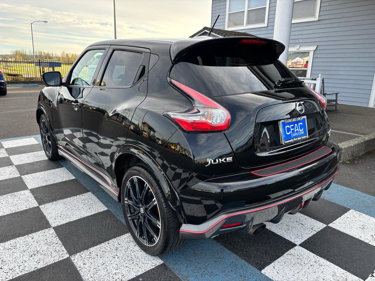 Used 2016 Nissan Juke NISMO RS FWD image 3