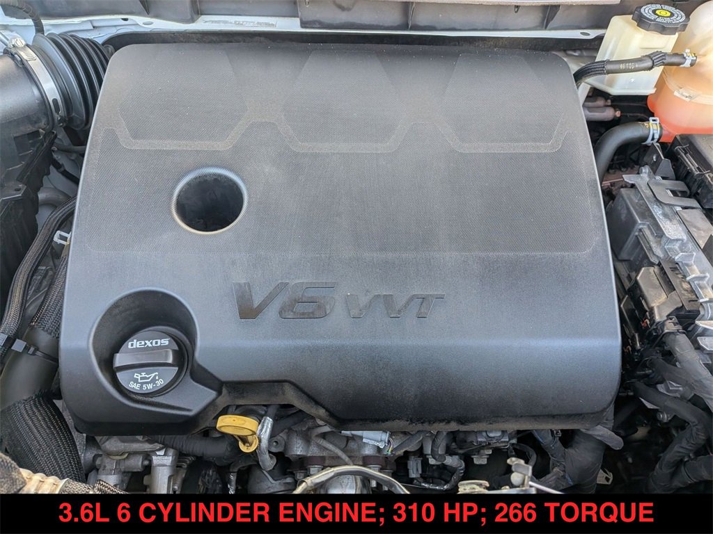 Used 2018 Chevrolet Traverse LT image 20