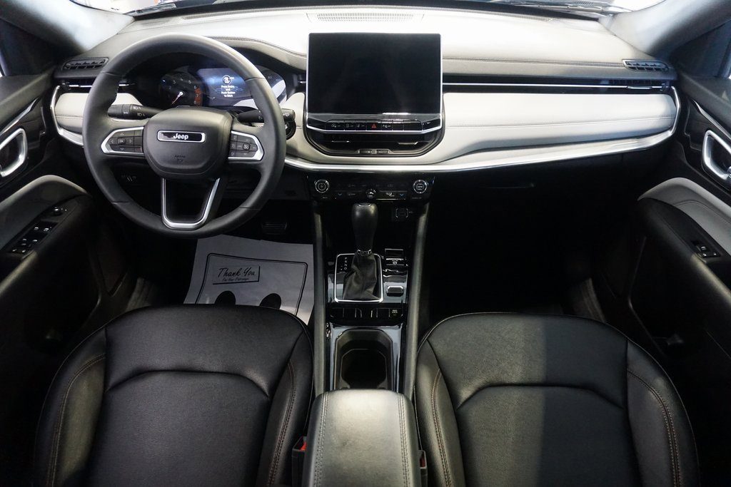 Used 2024 Jeep Compass Limited image 26