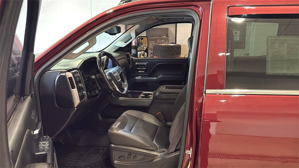 Used 2016 GMC Sierra 2500 SLT w/ Duramax Plus Package image 21