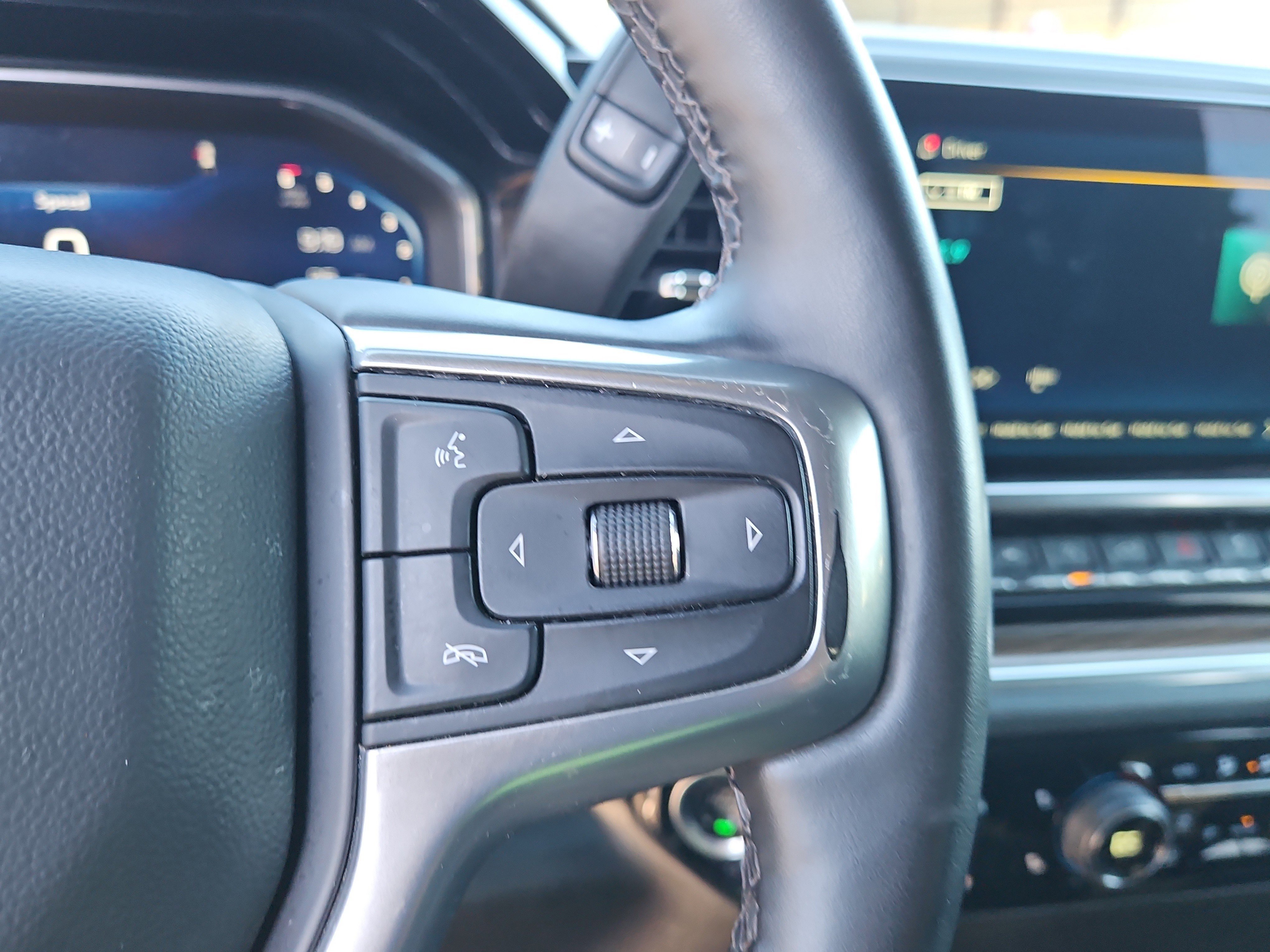 Certified 2025 Chevrolet Silverado 1500 LT AWD/4WD image 21