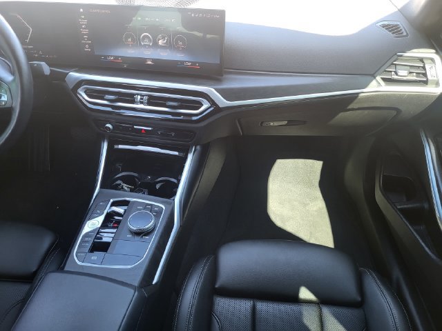 Used 2023 BMW 330i xDrive Sedan w/ Premium Package AWD/4WD image 25