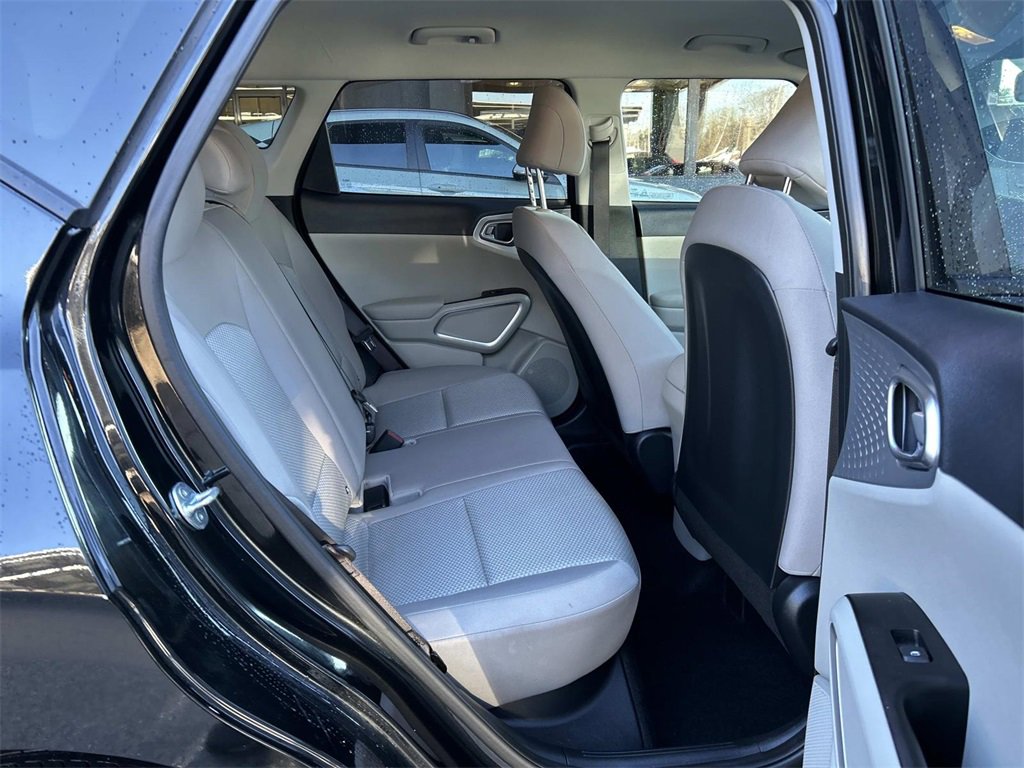Used 2025 Kia Soul LX w/ LX Technology Package image 14