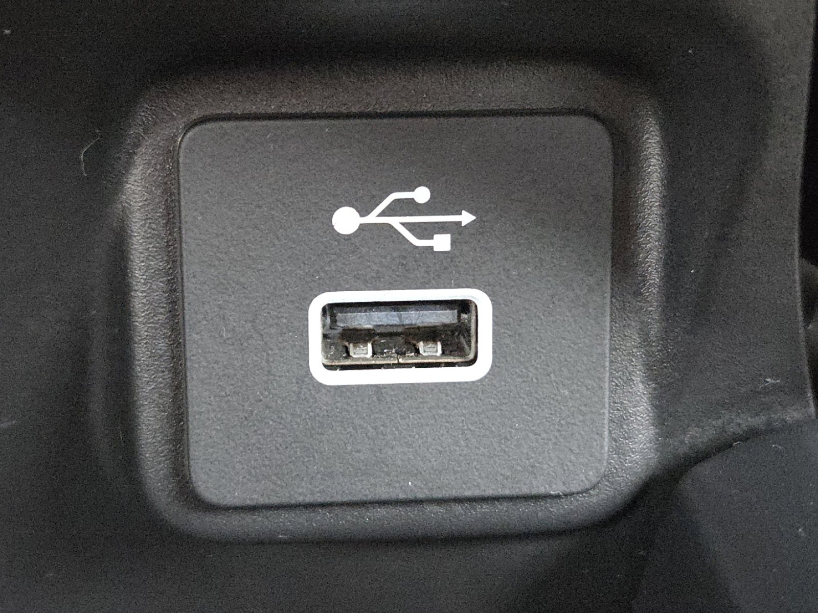 Certified 2023 Honda HR-V LX image 5