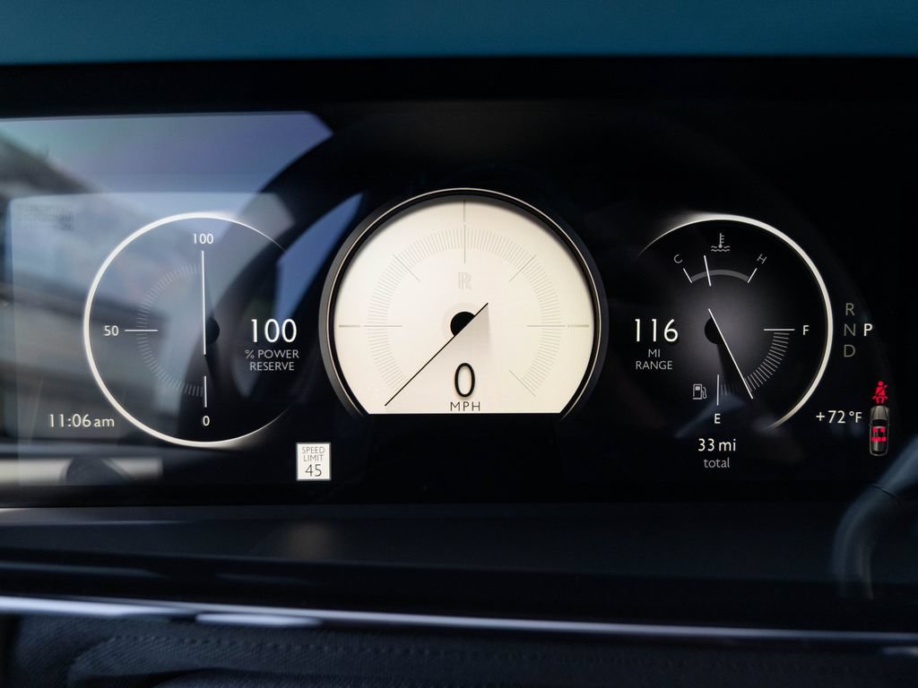 New 2026 Rolls-Royce Cullinan AWD/4WD image 16