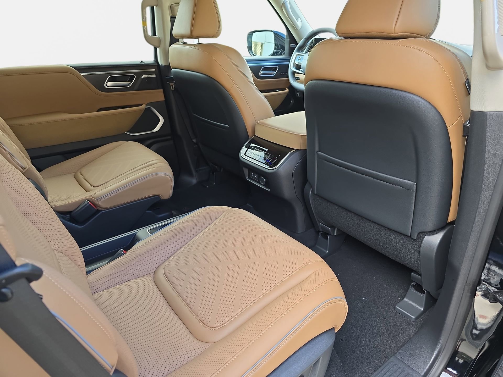 New 2026 INFINITI QX80 Luxe AWD/4WD image 11